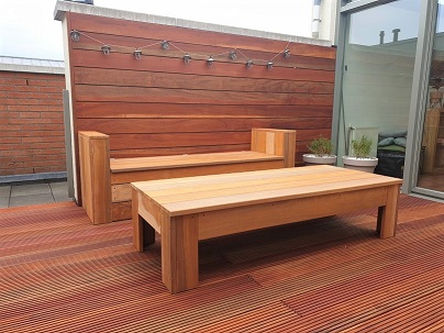 bank en tafel niove steigerhout