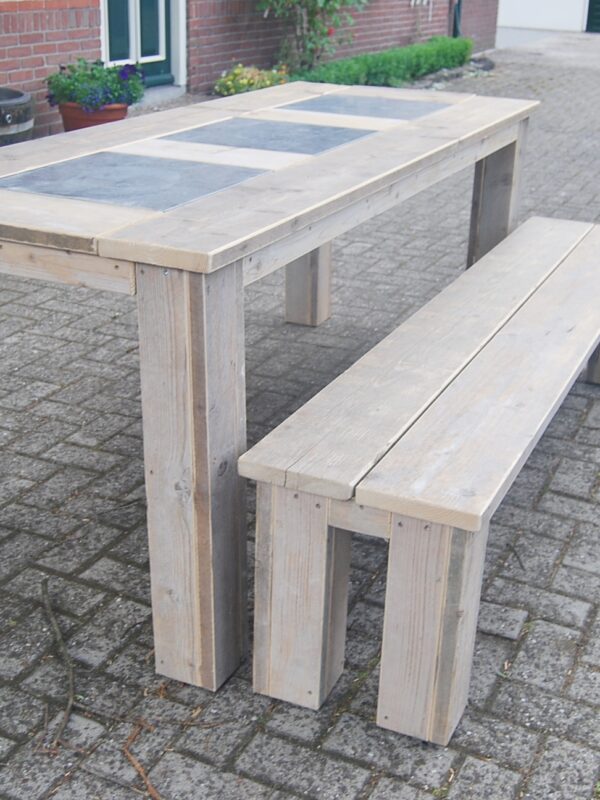 Tuinset gebruikt steigerhout