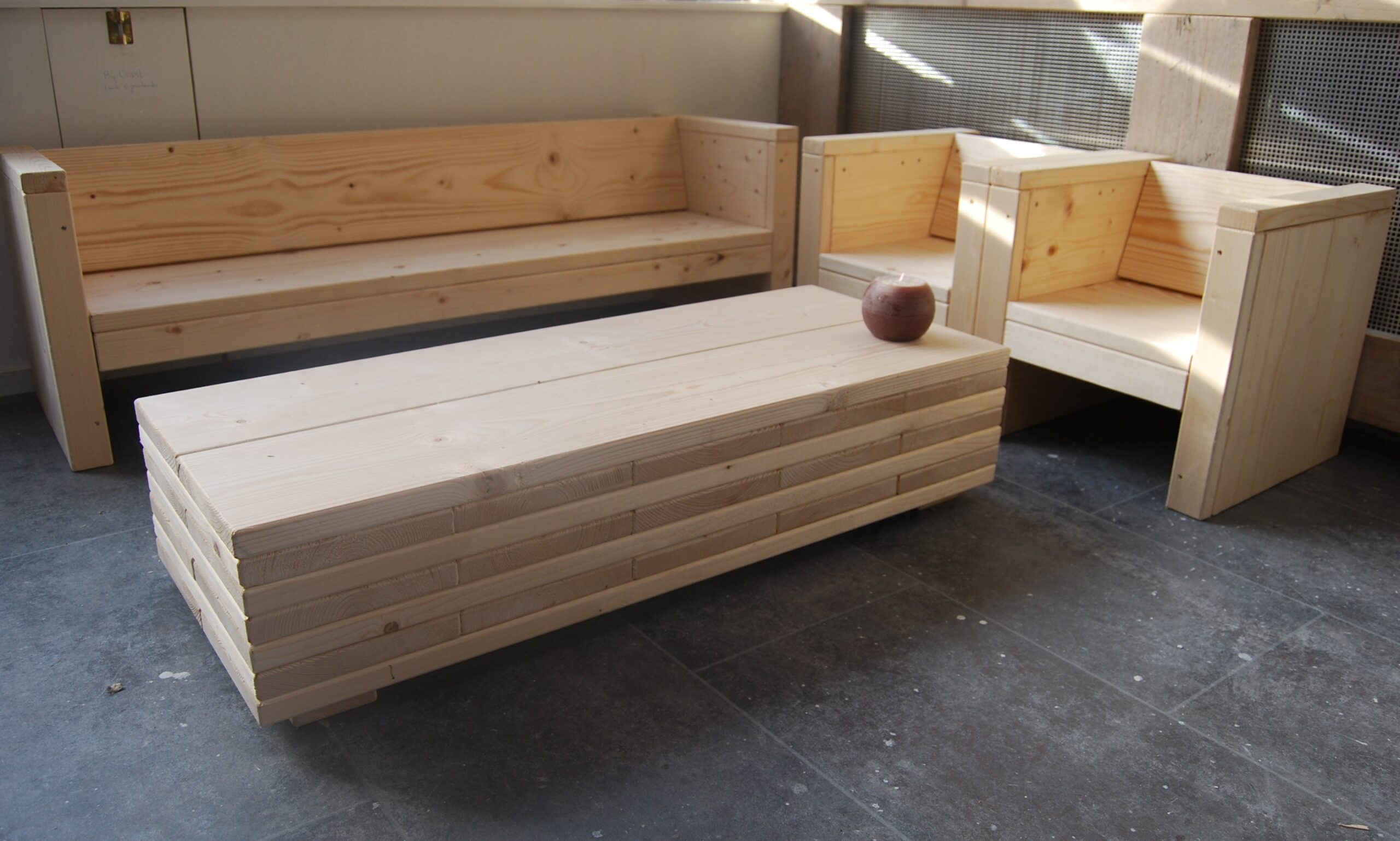 loungebank en loungestoel steigerhout kinderen