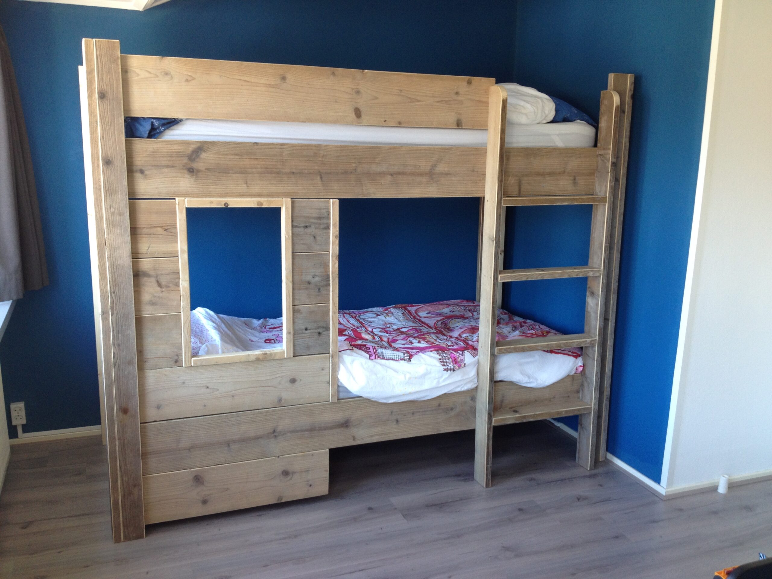 stapelbed steigerhout