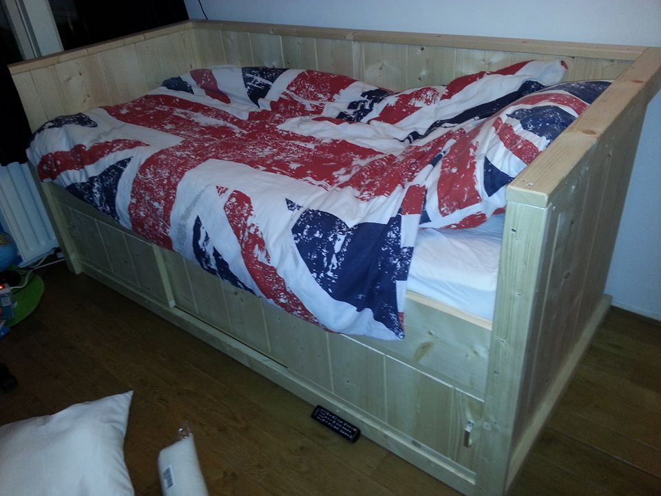 Bed nieuw steigerhout