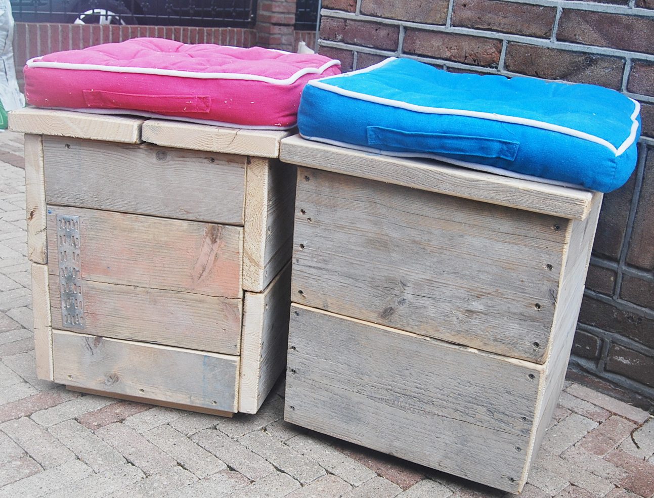 poefje gebruikt steigerhout