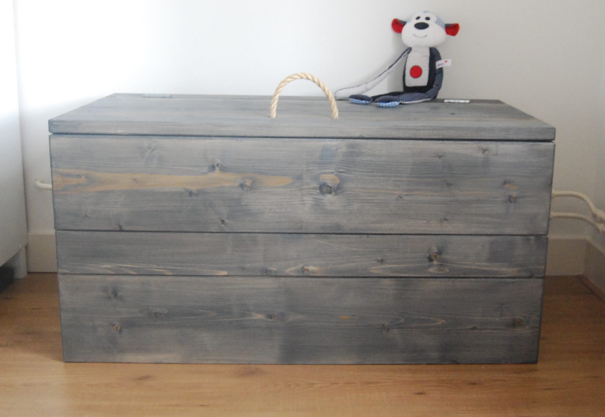 dekenkist steigerhout antraciet wash