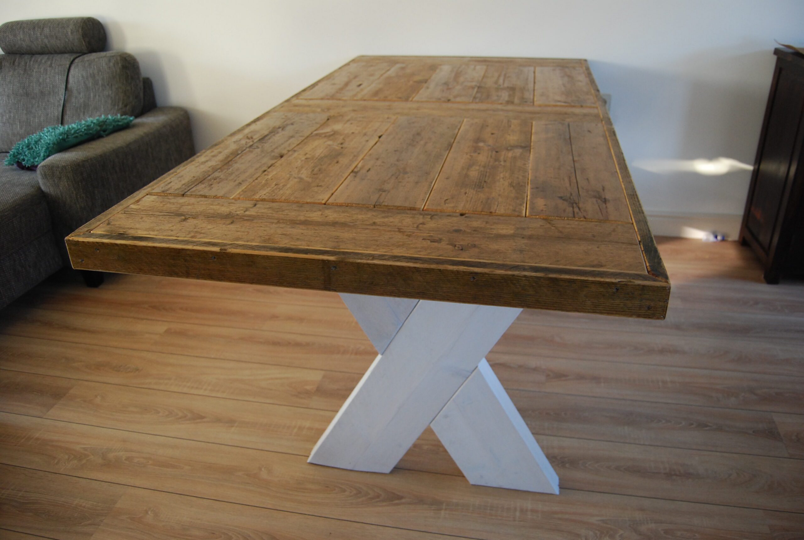 tafel steigerhout white wash kruispoot