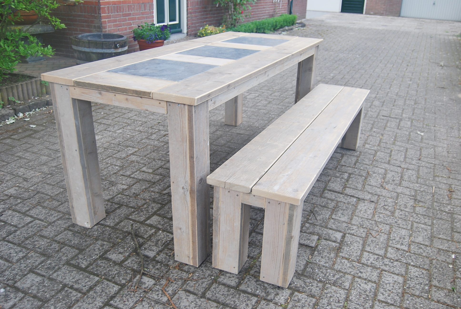 Tuinset gebruikt steigerhout